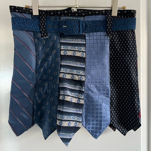 Dark Academia Whimsigoth Edgy Men Tie Mini Skirt with Belt Size Medium - Picture 7 of 7